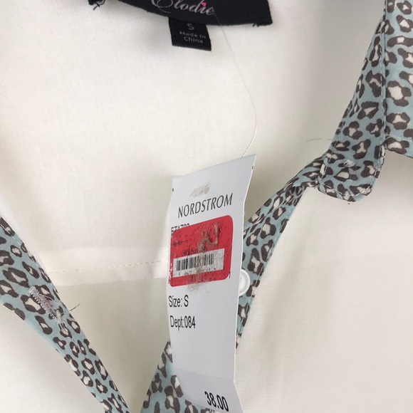 Elodie - High-low leopard sheer blouse - Picture 6 of 6